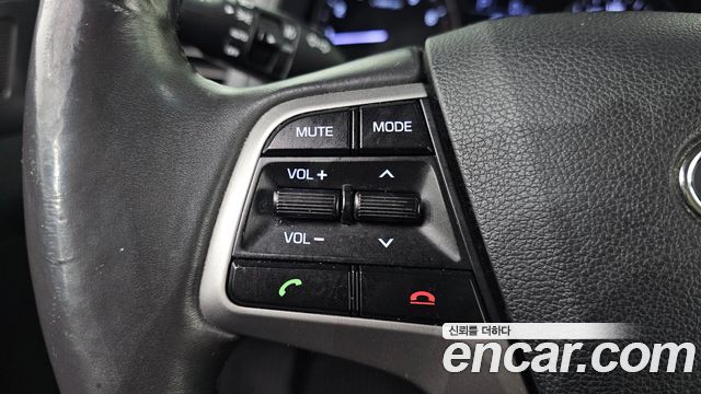 Hyundai AVANTE 2016 — photo 25