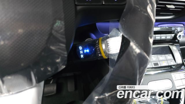 Hyundai Casper 2027 — photo 12