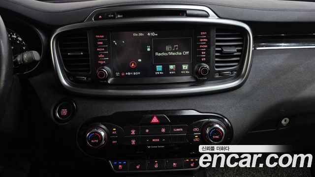 Kia Sorento 2015 — photo 18