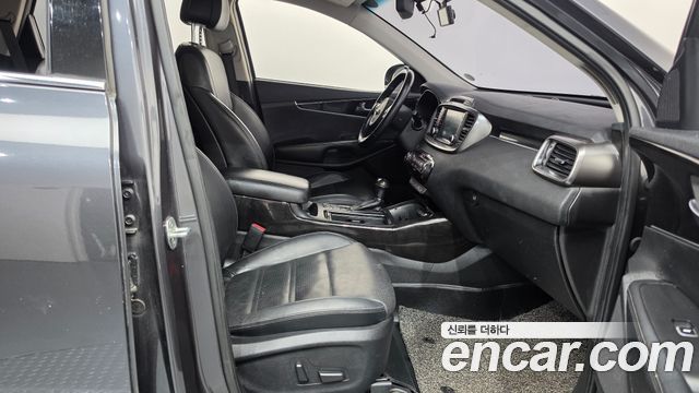 Kia Sorento 2015 — photo 16