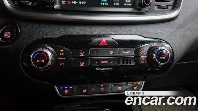 Kia Sorento 2015 — photo 28