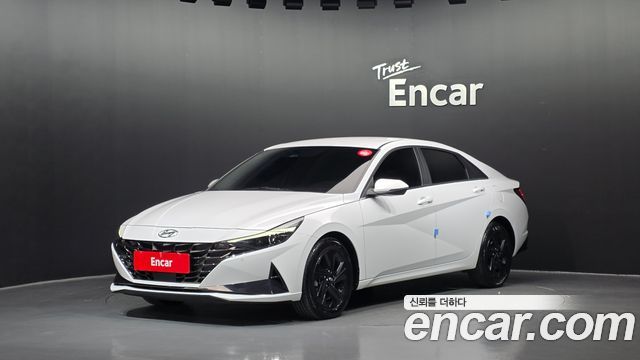 Hyundai AVANTE 2023 — photo 1