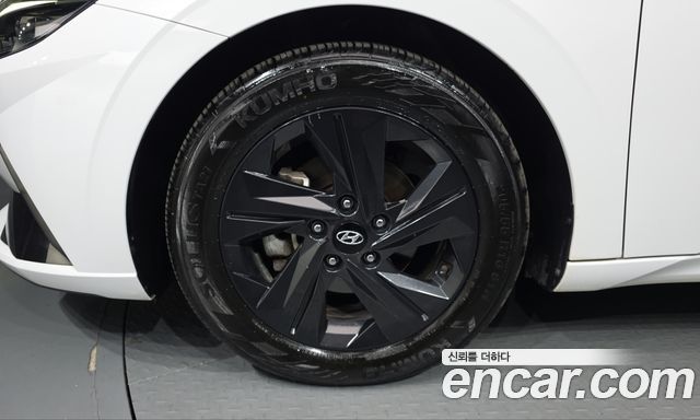 Hyundai AVANTE 2023 — photo 5