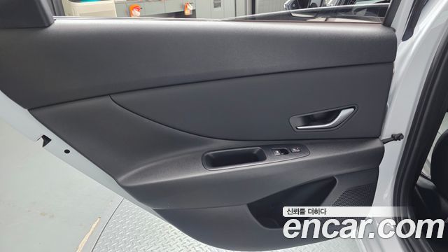 Hyundai AVANTE 2023 — photo 15