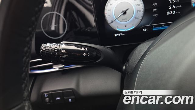 Hyundai AVANTE 2023 — photo 33
