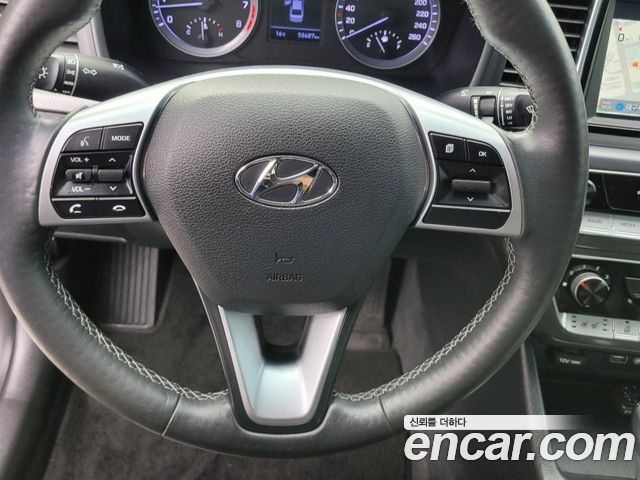 Hyundai Sonata 2019 — photo 16