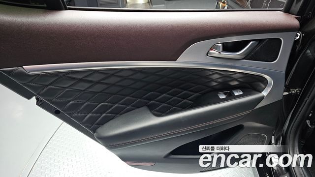 Genesis G70 2018 — photo 15