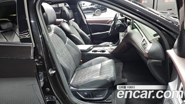 Genesis G70 2018 — photo 16