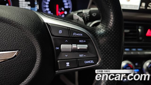 Genesis G70 2018 — photo 31