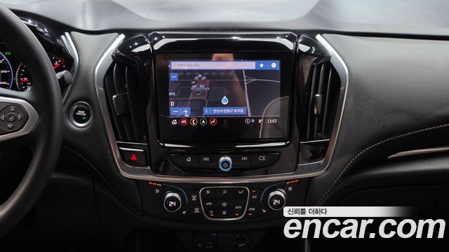 Chevrolet Korea Traverse 2023 — photo 21