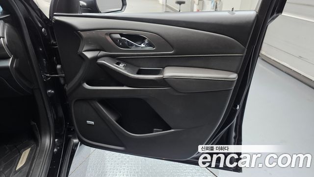 Chevrolet Korea Traverse 2023 — photo 15
