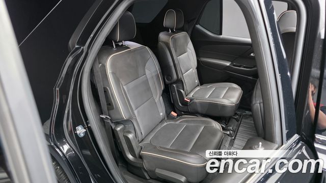 Chevrolet Korea Traverse 2023 — photo 27
