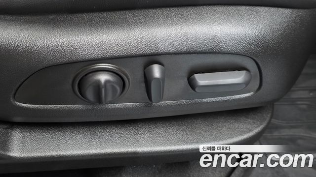 Chevrolet Korea Traverse 2023 — photo 31