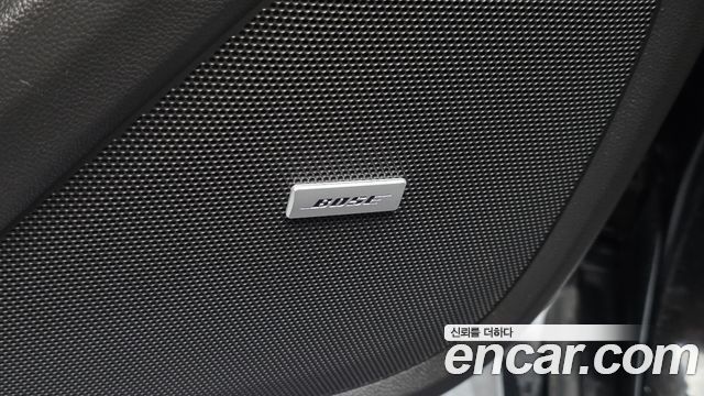 Chevrolet Korea Traverse 2023 — photo 36