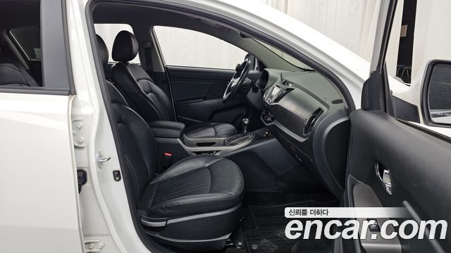 Kia Sportage 2014 — photo 11