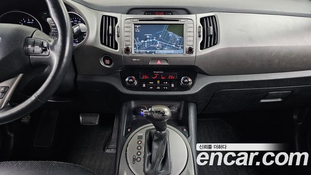 Kia Sportage 2014 — photo 16