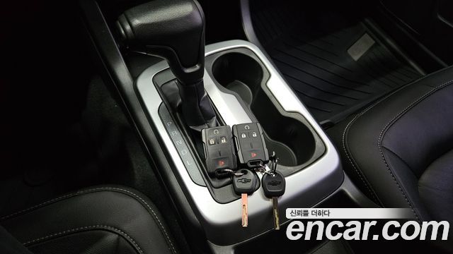 Chevrolet Korea Colorado 2021 — photo 11