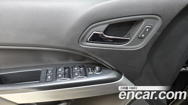 Chevrolet Korea Colorado 2021 — photo 19