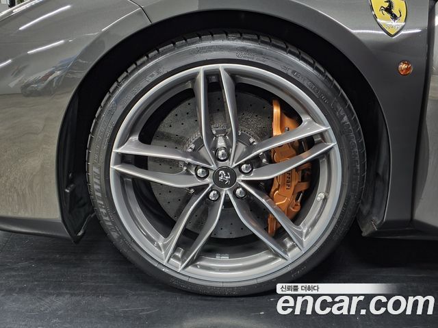 Ferrari 488 2018 — photo 4