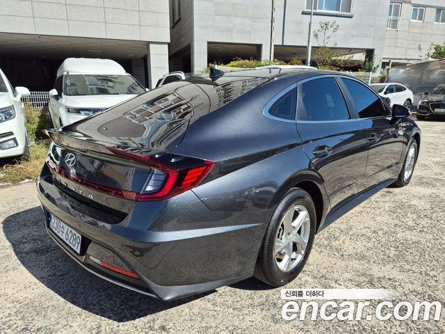 Hyundai Sonata 2022 — photo 6
