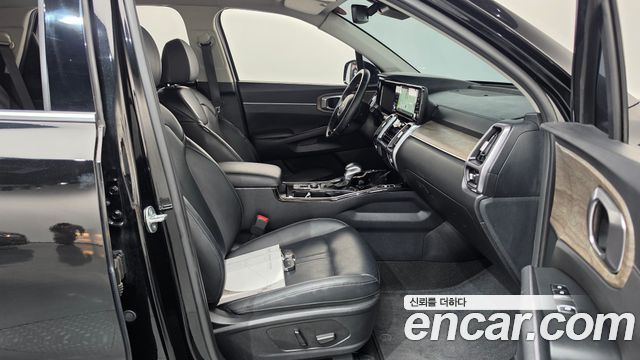 Kia Sorento 2023 — photo 16