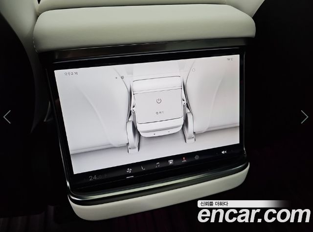 Tesla Model S 2026 — photo 14