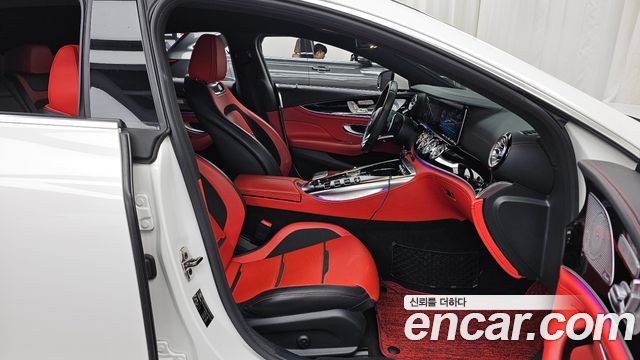 Mercedes-Benz AMG GT 2020 — photo 17