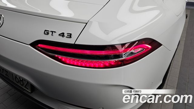 Mercedes-Benz AMG GT 2020 — photo 9