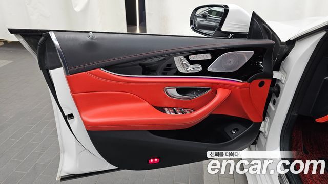 Mercedes-Benz AMG GT 2020 — photo 14