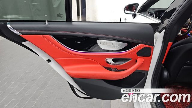 Mercedes-Benz AMG GT 2020 — photo 15