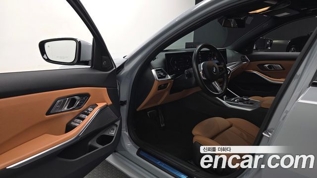 BMW 3-Series 2024 — photo 13