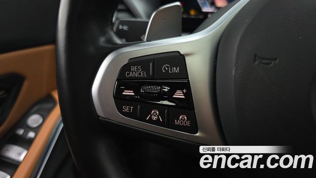 BMW 3-Series 2024 — photo 29