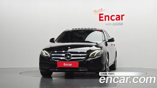 Mercedes-Benz E-Class 2019 — photo 3