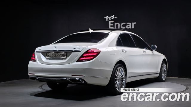 Mercedes-Benz S-Class 2018 — photo 2