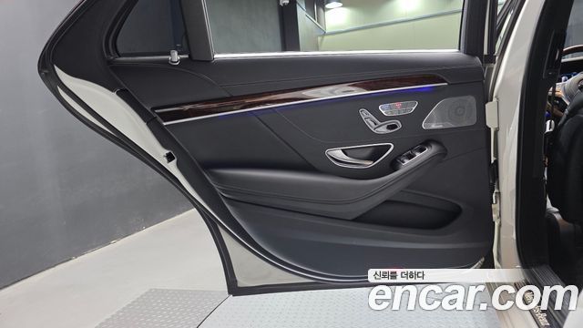 Mercedes-Benz S-Class 2018 — photo 15
