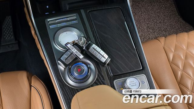Genesis GV80 2020 — photo 12