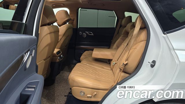 Genesis GV80 2020 — photo 17