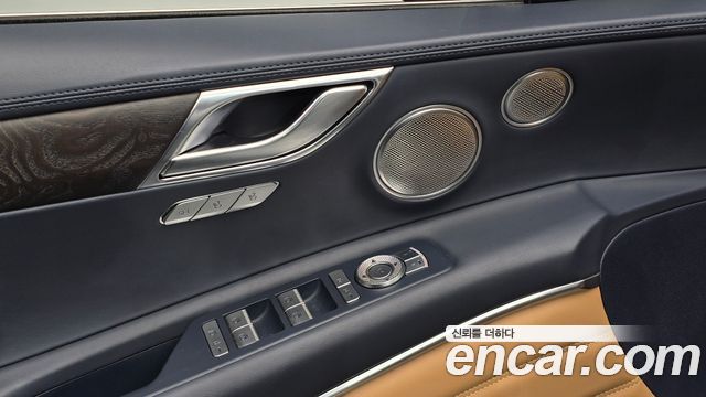 Genesis GV80 2020 — photo 26