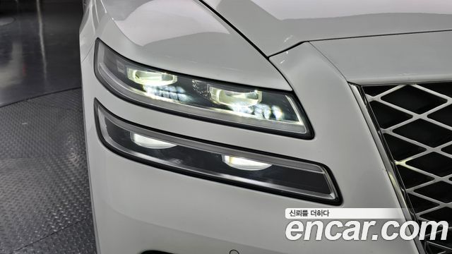 Genesis GV80 2020 — photo 8
