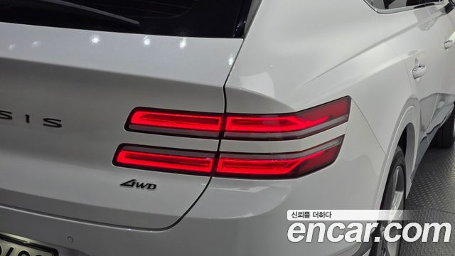 Genesis GV80 2020 — photo 9