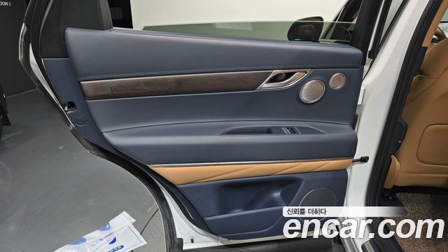 Genesis GV80 2020 — photo 15