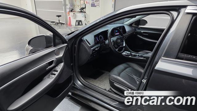 Hyundai Sonata 2021 — photo 13