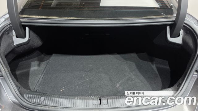 Renault Korea SM6 2016 — photo 20