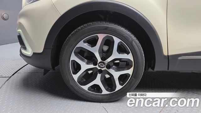 Renault Korea QM3 2019 — photo 5