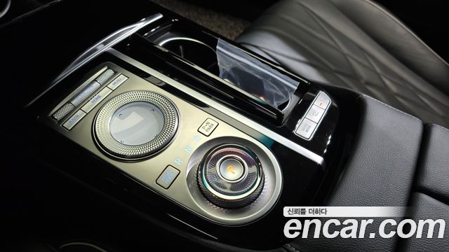 Genesis G80 2022 — photo 12