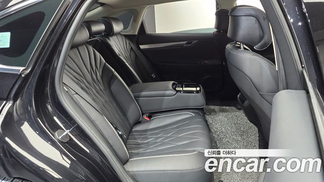 Genesis G80 2022 — photo 17