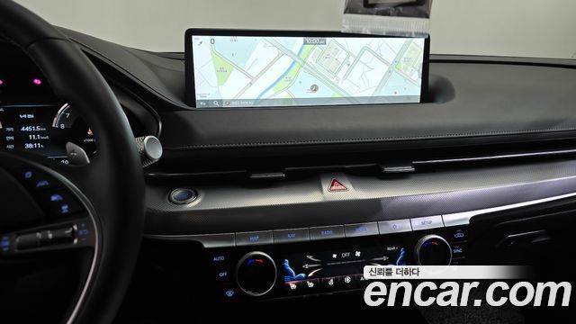 Genesis G80 2022 — photo 19