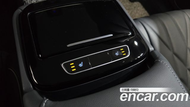 Genesis G80 2022 — photo 29