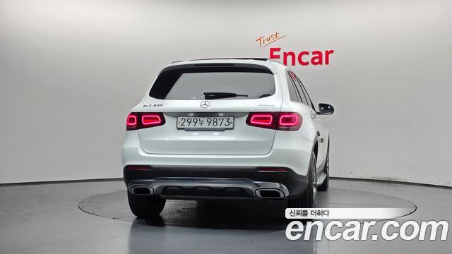 Mercedes-Benz GLC-Class 2020 — photo 4