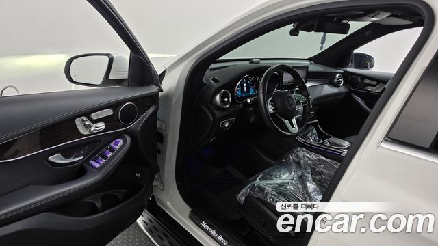 Mercedes-Benz GLC-Class 2020 — photo 13
